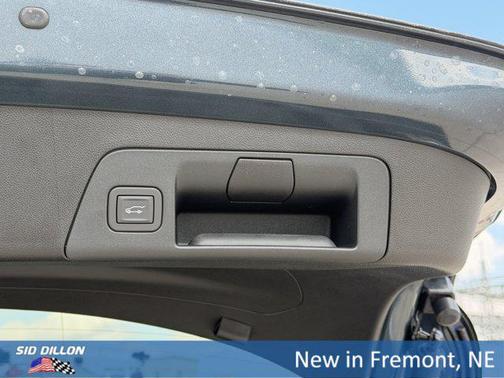 Quartz Blue Metallic 2026 Buick Envision Avenir AWD