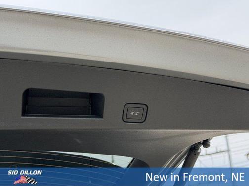 Sterling Metallic 2026 GMC Acadia AT4 AWD