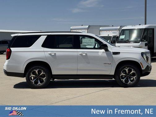 Summit White 2026 GMC Yukon 4WD AT4