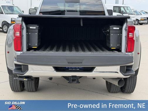 Sterling Gray Metallic 2025 Chevrolet Silverado 3500 LTZ