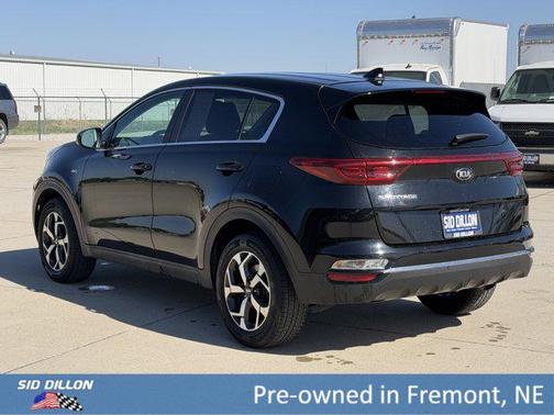 Black Cherry 2022 Kia Sportage LX