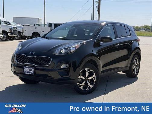 Black Cherry 2022 Kia Sportage LX