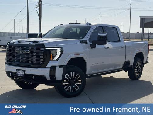 White Frost Tricoat 2025 GMC Sierra 2500 Denali Ultimate
