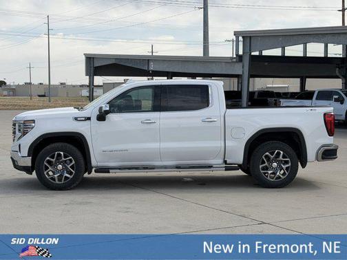 Summit White 2026 GMC Sierra 1500 SLT
