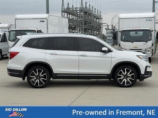 Platinum White Pearl 2020 Honda Pilot Touring 8-Passenger