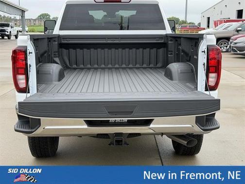 Summit White 2026 GMC Sierra 2500 Pro