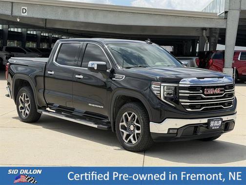 Onyx Black 2023 GMC Sierra 1500 SLT