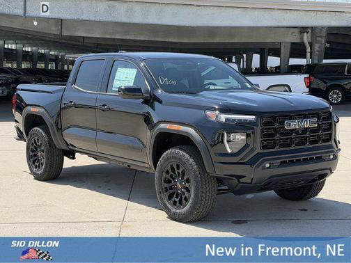 Onyx Black 2026 GMC Canyon Elevation