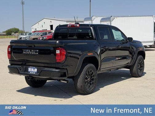 Onyx Black 2026 GMC Canyon Elevation