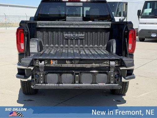 Onyx Black 2026 GMC Sierra 1500 SLT