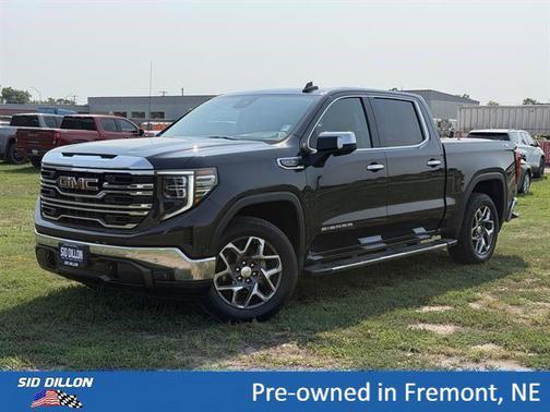 Titanium Rush Metallic 2022 GMC Sierra 1500 SLT