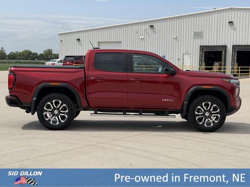 Volcanic Red Tintcoat 2024 GMC Canyon AT4