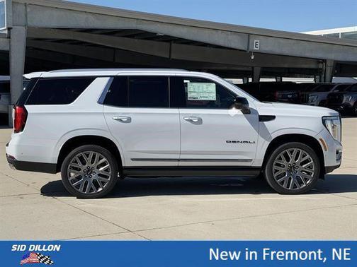 Glacier White Tricoat 2026 GMC Yukon Denali Ultimate