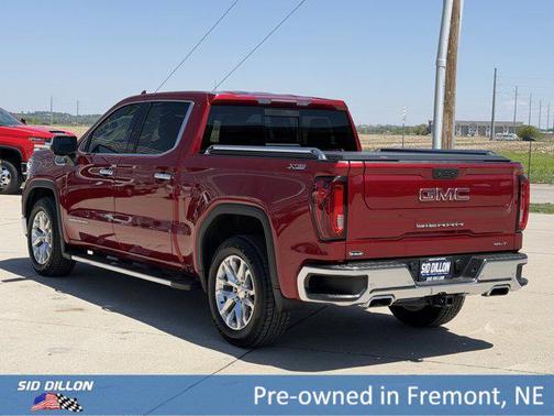 Cayenne Red Tintcoat 2021 GMC Sierra 1500 SLT