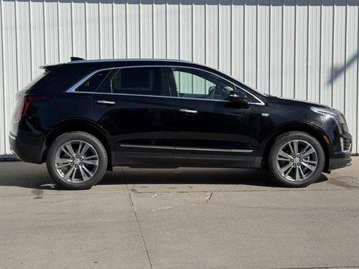 Stellar Black Metallic 2026 Cadillac XT5 Premium Luxury