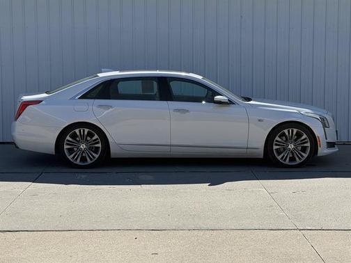 Crystal White Tricoat 2016 Cadillac CT6 3.0L Twin Turbo Platinum