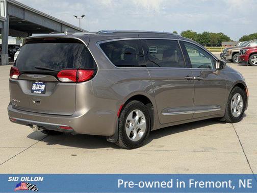Molten Silver 2017 Chrysler Pacifica Touring-L
