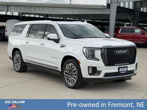 White Frost Tricoat 2023 GMC Yukon XL Denali Ultimate