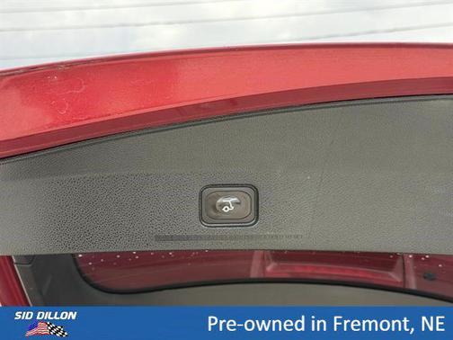 Red 2018 Ford Explorer XLT
