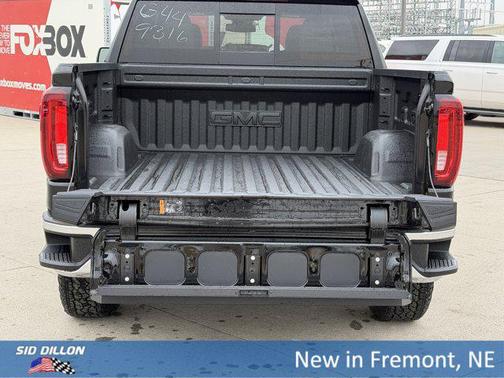 Onyx Black 2026 GMC Sierra 1500 SLT