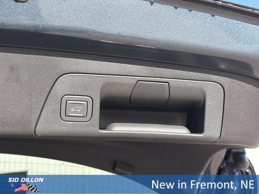 Quartz Blue Metallic 2026 Buick Envision Avenir AWD