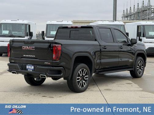 Onyx Black 2024 GMC Sierra 1500 AT4