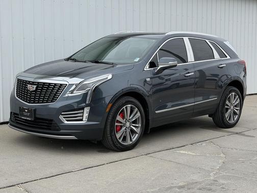 Shadow Metallic 2021 Cadillac XT5 Premium Luxury