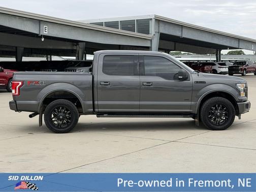 DK. GRAY 2015 Ford F-150 XLT