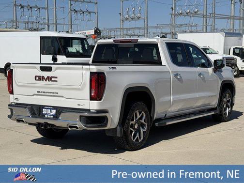 White Frost Tricoat 2024 GMC Sierra 1500 SLT