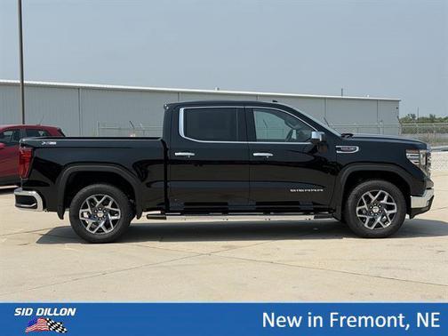 Onyx Black 2026 GMC Sierra 1500 SLT