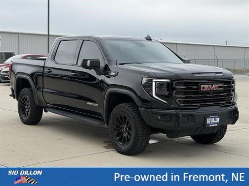 Onyx Black 2023 GMC Sierra 1500 AT4X