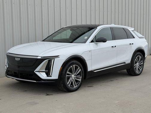 Vibrant White Tricoat 2026 Cadillac LYRIQ Luxury
