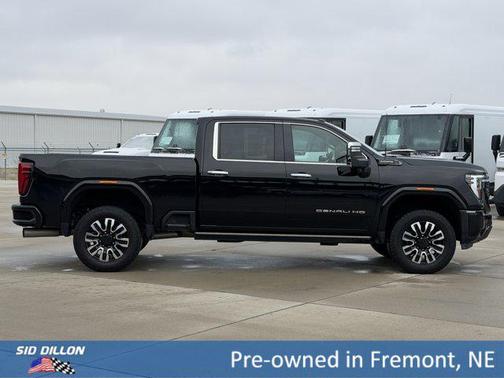 Onyx Black 2024 GMC Sierra 2500 Denali Ultimate