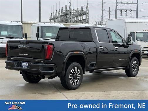 Onyx Black 2024 GMC Sierra 2500 Denali Ultimate