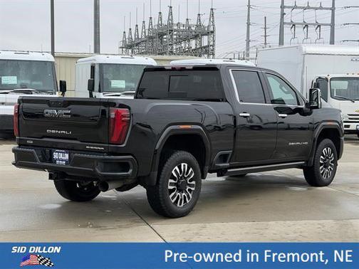 Onyx Black 2024 GMC Sierra 2500 Denali Ultimate