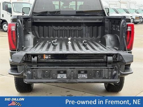Onyx Black 2024 GMC Sierra 2500 Denali Ultimate