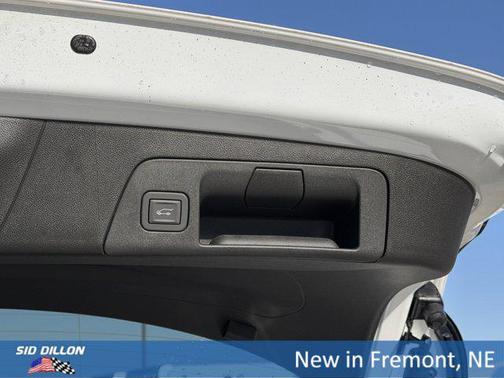 Summit White 2026 Buick Envision Sport Touring AWD