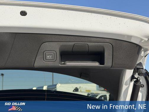 Summit White 2026 Buick Envision Sport Touring AWD