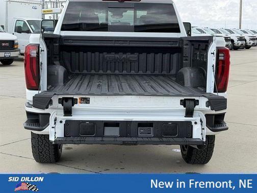 Summit White 2026 GMC Sierra 2500 Denali Ultimate