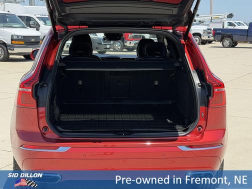 Fusion Red Metallic 2020 Volvo XC60 T5 Inscription