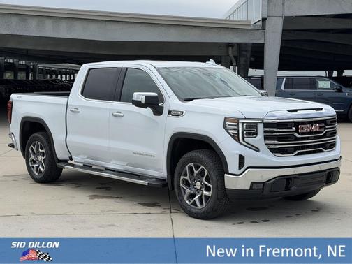 Glacier White Tricoat 2026 GMC Sierra 1500 SLT