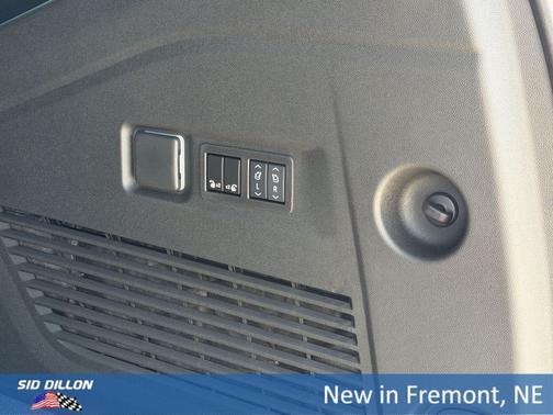 Onyx Black 2026 GMC Yukon XL 4WD AT4