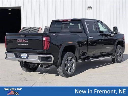 Onyx Black 2026 GMC Sierra 2500 SLT