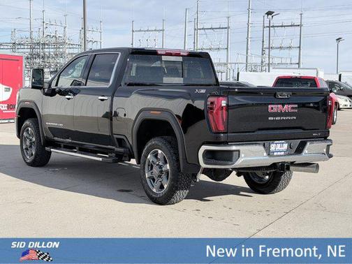 Onyx Black 2026 GMC Sierra 2500 SLT