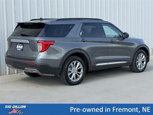 Carbonized Gray Metallic 2021 Ford Explorer XLT