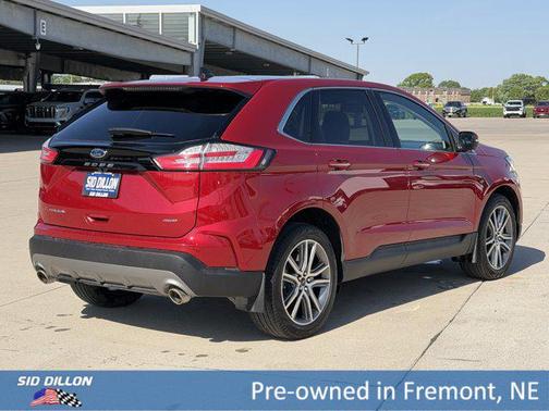 Rapid Red Metallic Tinted Clearcoat 2024 Ford Edge Titanium