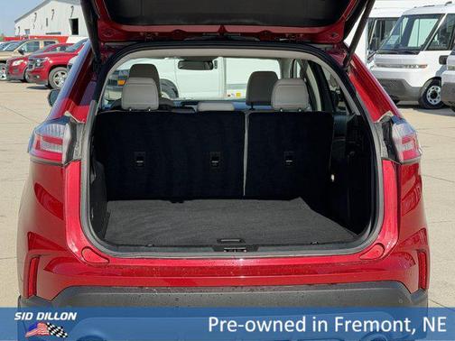 Rapid Red Metallic Tinted Clearcoat 2024 Ford Edge Titanium