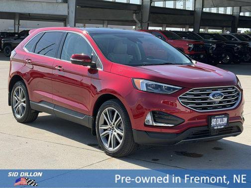 Rapid Red Metallic Tinted Clearcoat 2024 Ford Edge Titanium