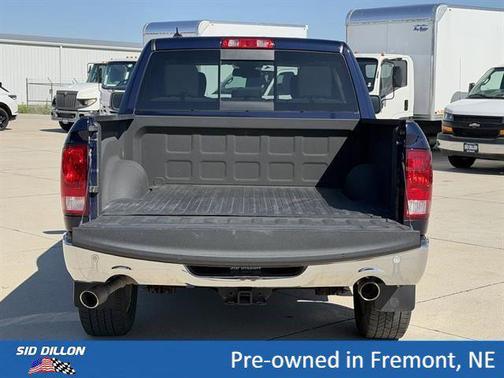 True Blue Pearlcoat 2019 RAM 1500 Big Horn