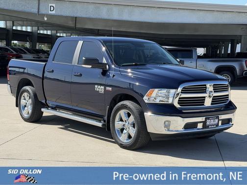 True Blue Pearlcoat 2019 RAM 1500 Big Horn